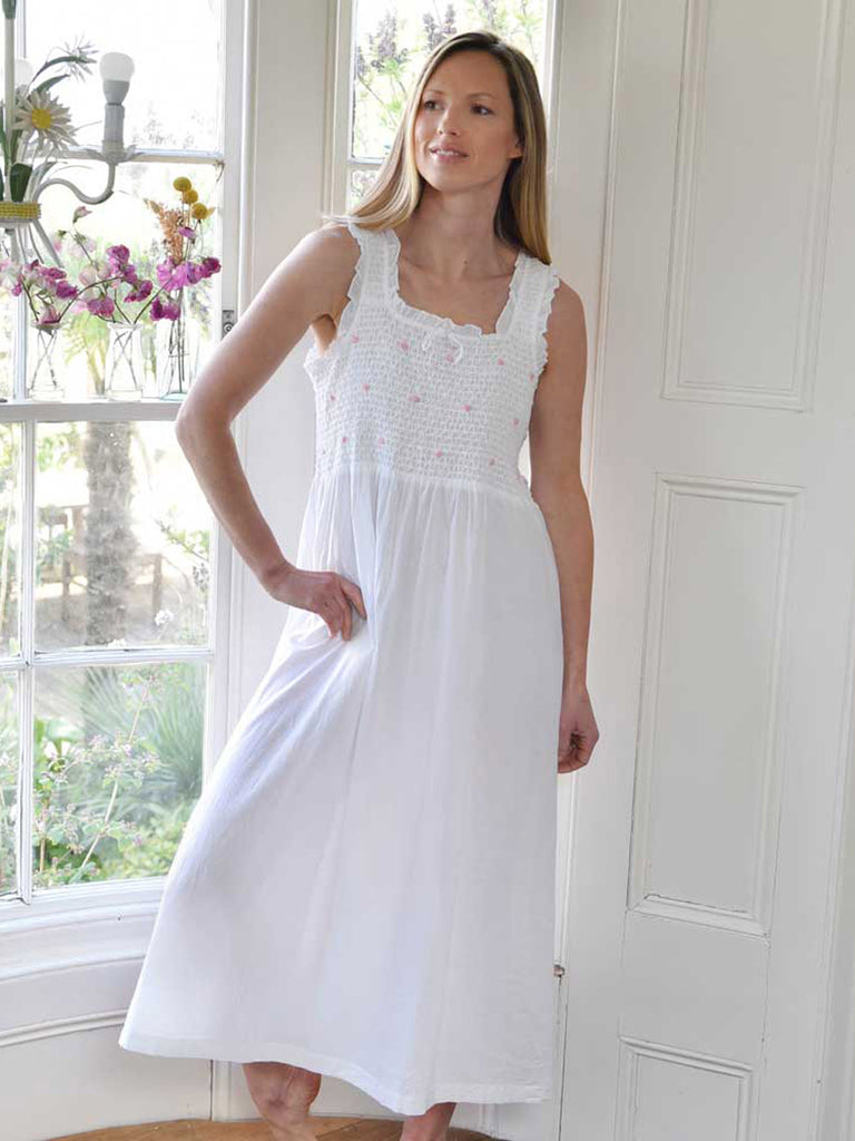 Ladies Pure Cotton Sleeveless Nightdress – Classic Cotton